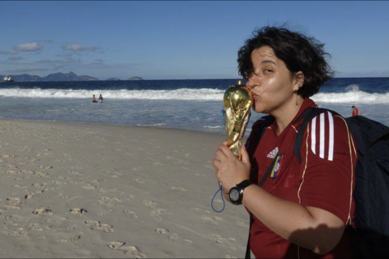 La pelota es redonda. A Elsa Pilato y los ciclos de la vida